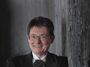 Brenno Ambrossini. Piano