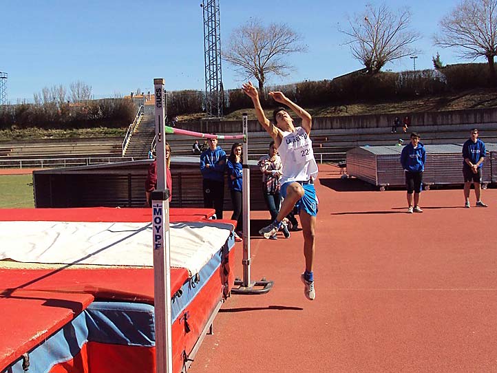 Atletismo en pista al aire libre