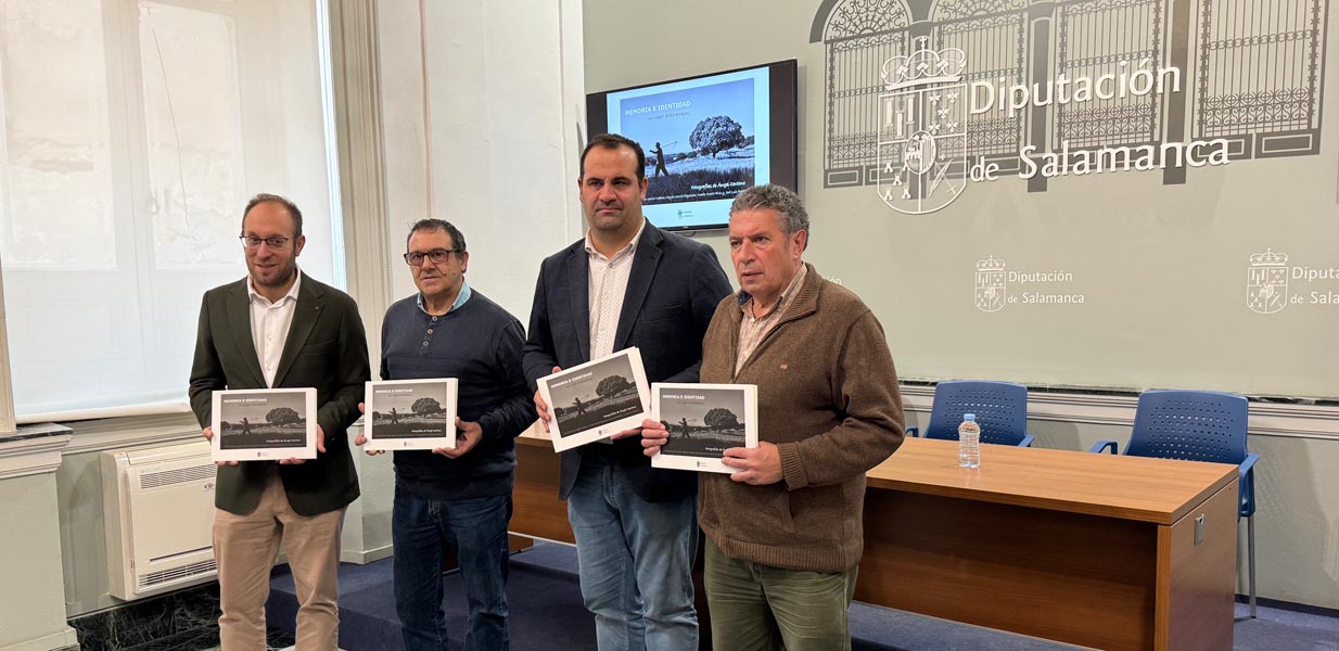 Presentación de la publicación Memoria e Identidad de Ángel Centeno