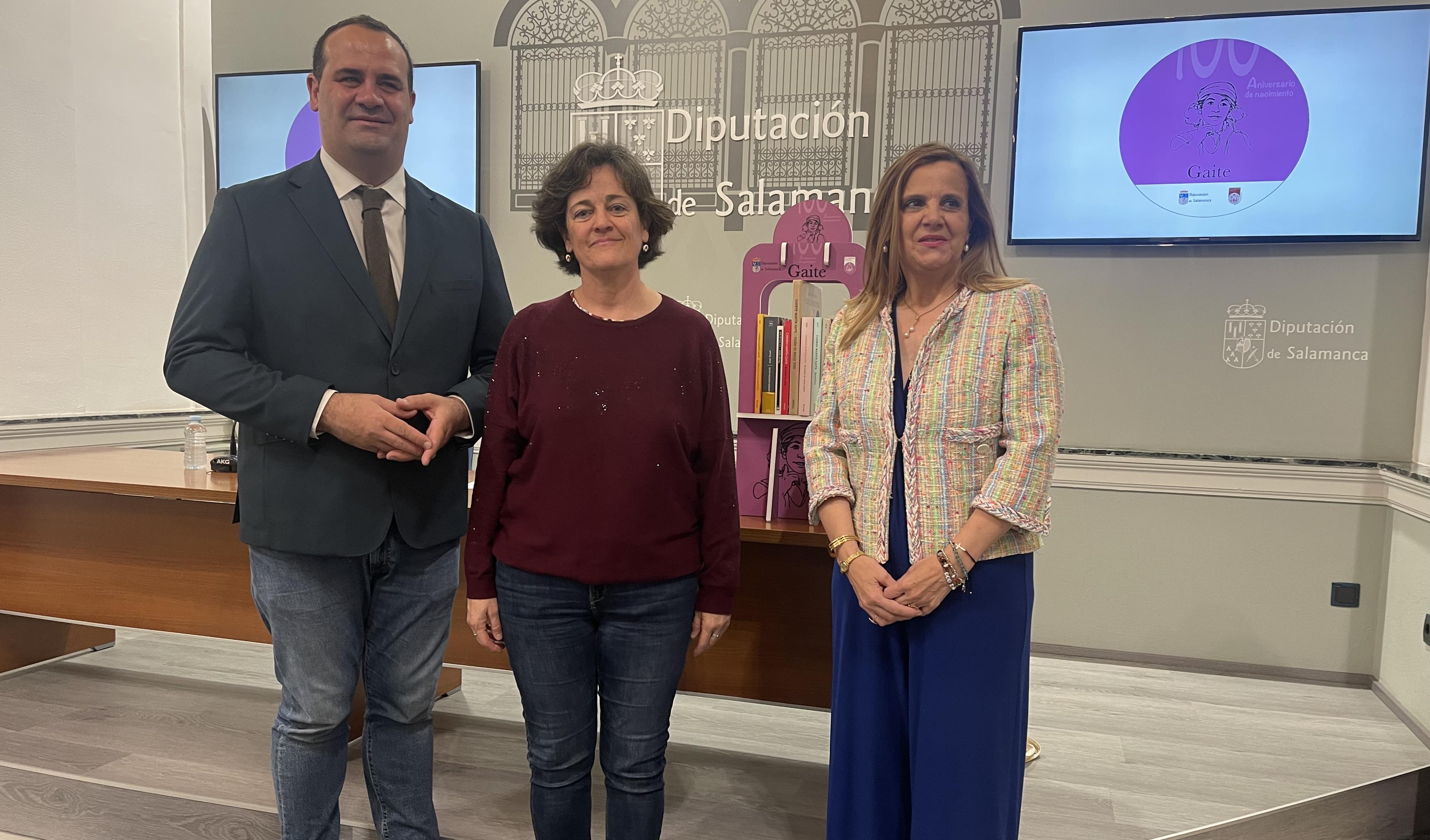 El diputado de Cultura, David Mingo, la profesora universitaria y senadora, Esther del Brío y la responsable de los talleres, Susana García. 