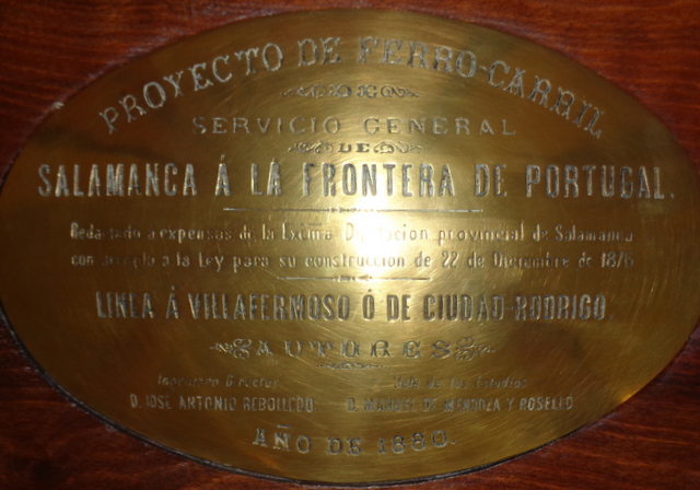 Placa proyecto de Ferrocarril de Villafermoso
