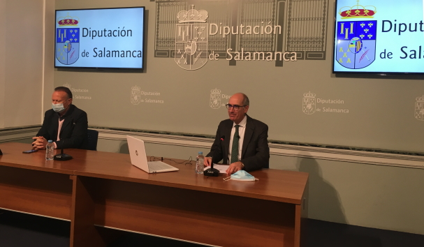 El diputado de Medio Ambiente, Román Hernández y el presidente de la Diputación de Salamanca, Javier Iglesias