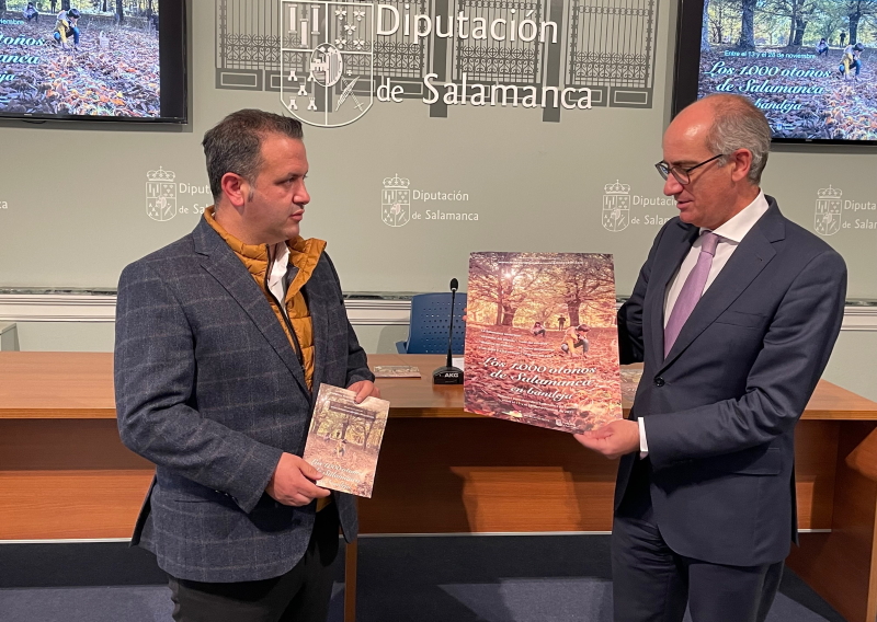 El diputado de Turismo, Javier Garcia y el presidente de la Diputación de Salamanca, Javier Iglesias.