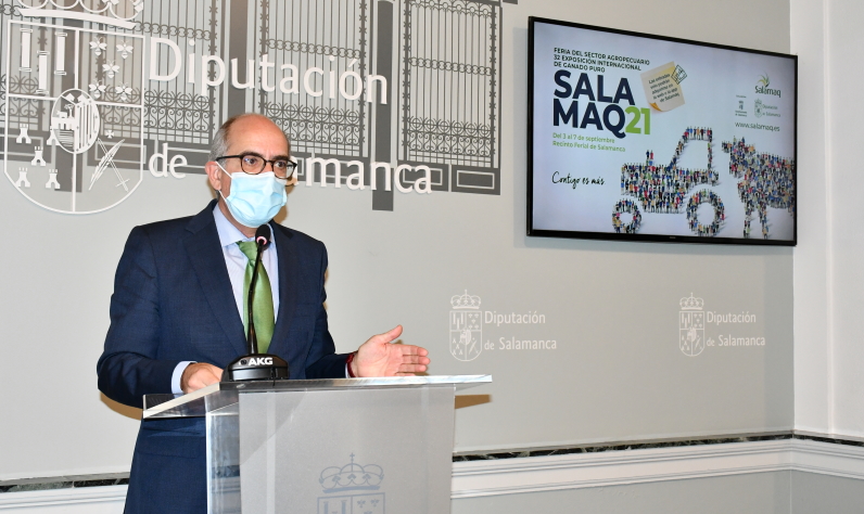 El presidente de la Diputación de Salamanca, Javier Iglesias, en la presentación de Salamaq21