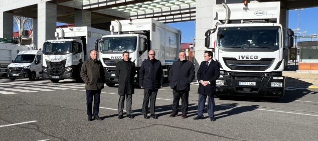 Imagen de la presentación de los nuevos camiones de recogida selectiva de residuos