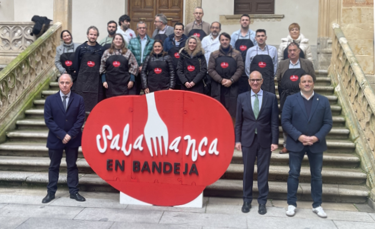 Foto de familia de autoridades y participantes en Madrid Fusión