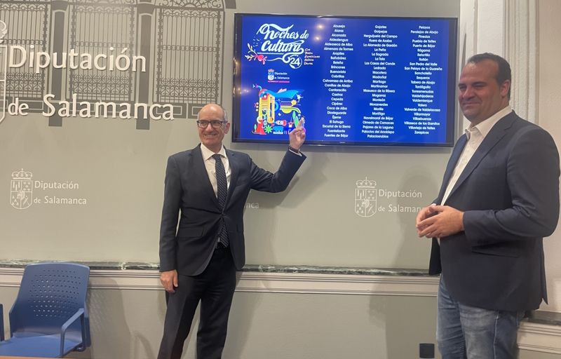 El presidente de la Diputación de Salamanca, Javier Iglesias, y el diputado de cultura, David Mingo.
