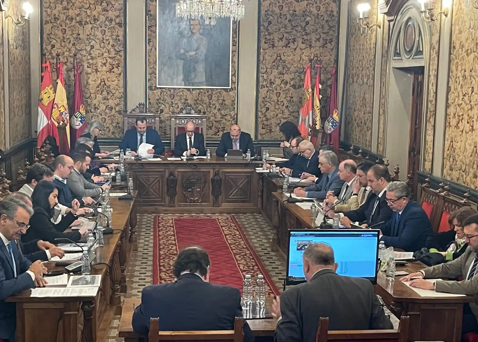 La Diputación aprueba una moción en defensa de los derechos de la infancia y tolerancia cero frente al acoso escolar La Diputación aprueba una moción en defensa de los derechos de la infancia y tolerancia cero frente al acoso escolar