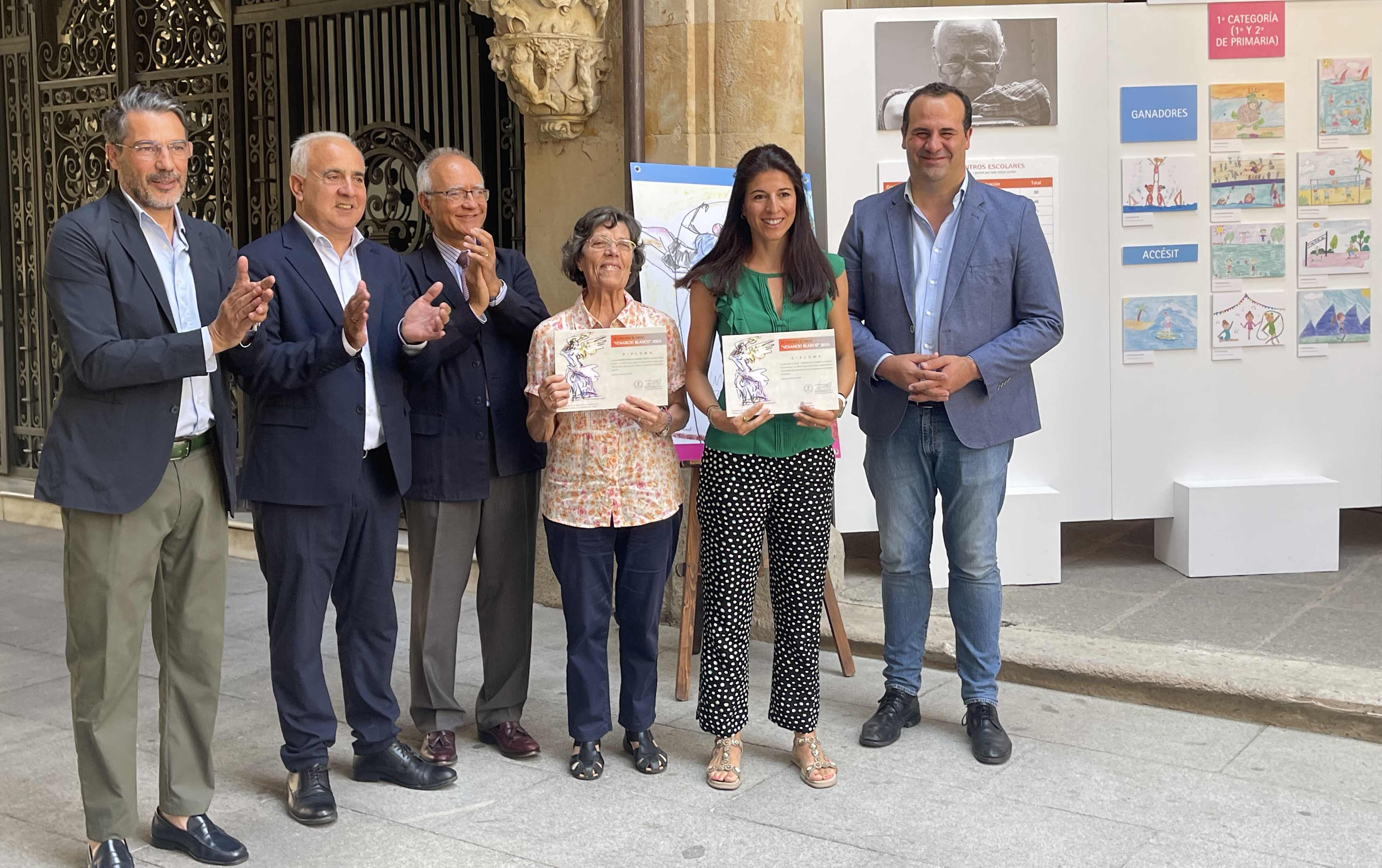 Foto 1 Premios Dibujo Escolar