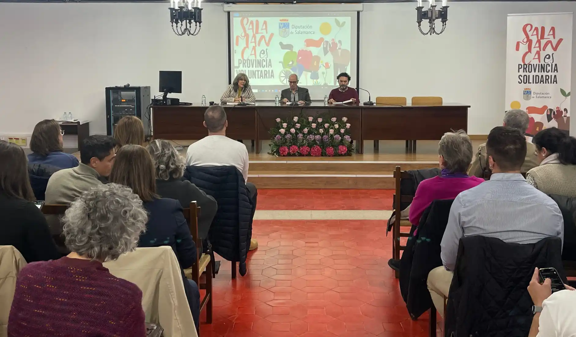 Un centenar de voluntarios y entidades sociales participan en el II Encuentro de Voluntariado Provincia de Salamanca