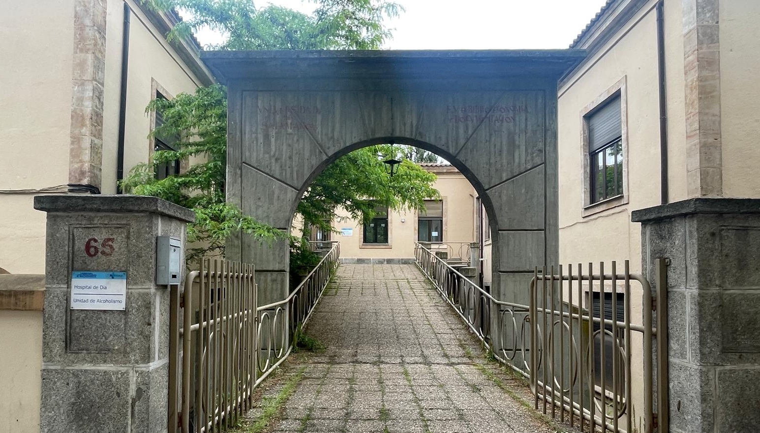 Entrada de la Residencia de Día de la Diputación