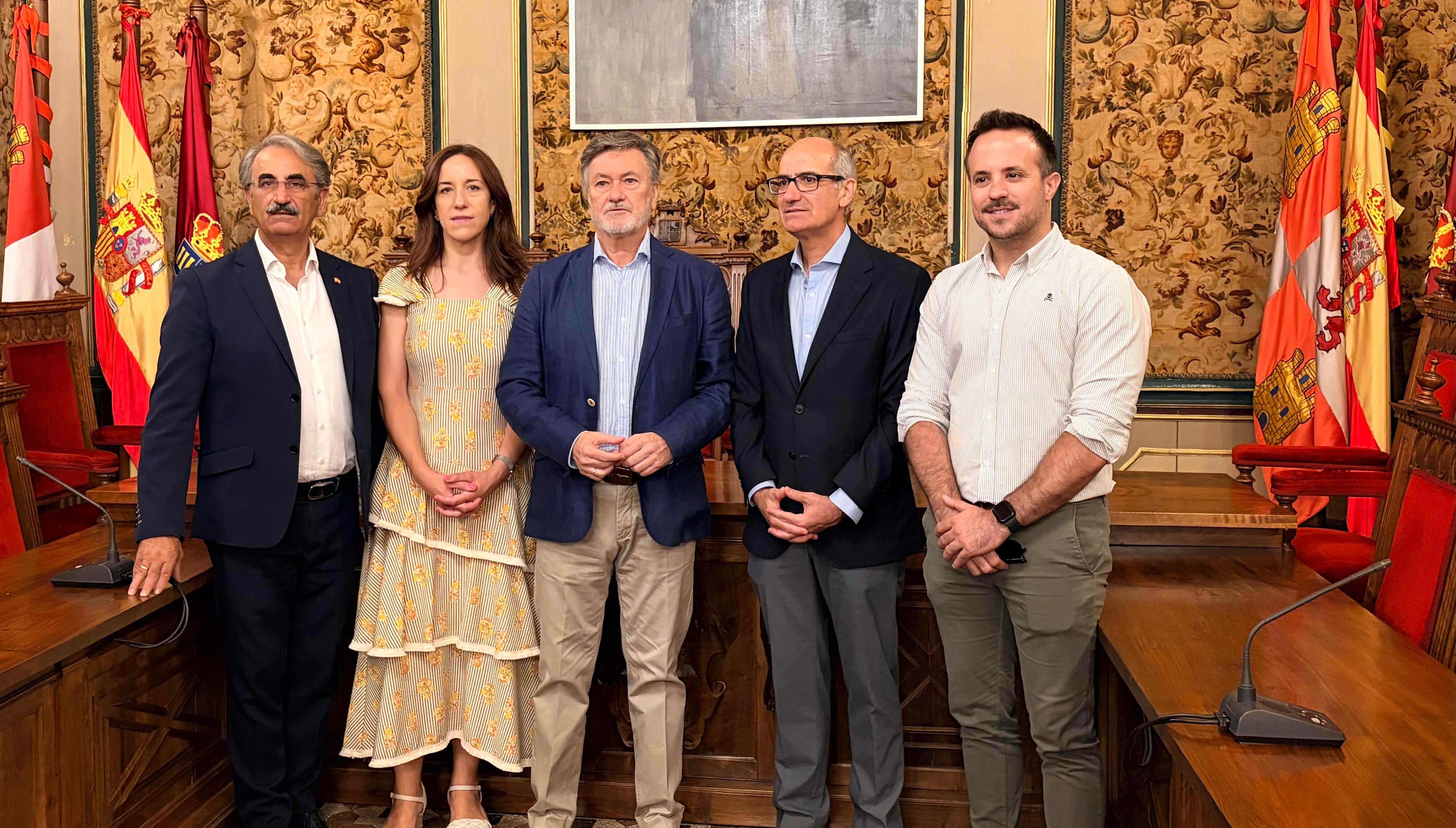Visita del presidente de las Cortes de Castilla y León
