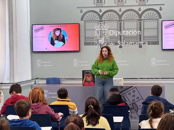 Lectura y teatro se unen en La Salina con la actividad de BookFriday desarrollada por Unpuntocurioso