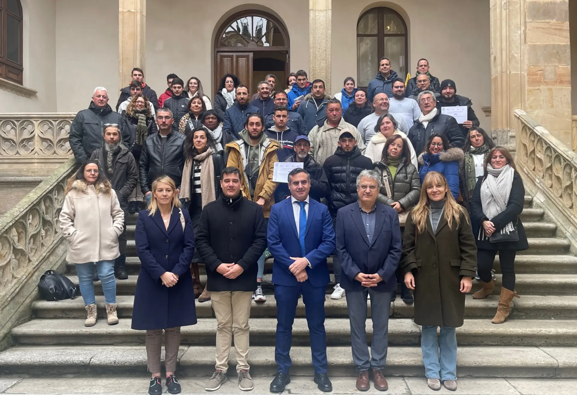 Los 32 alumnos de las AFEs de Juzbado, Rágama, San Esteban de la Sierra y Villagonzalo de Tormes reciben sus diplomas