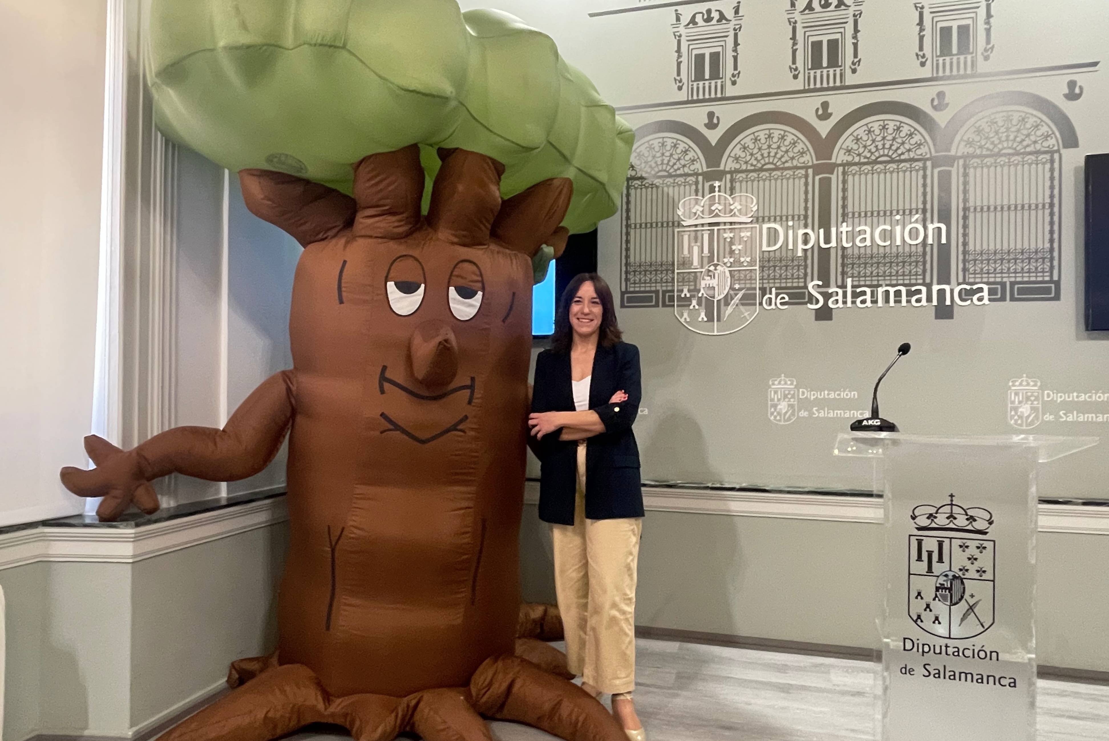 La diputada de Medio Ambiente, Pilar Sánchez, en la presentación.