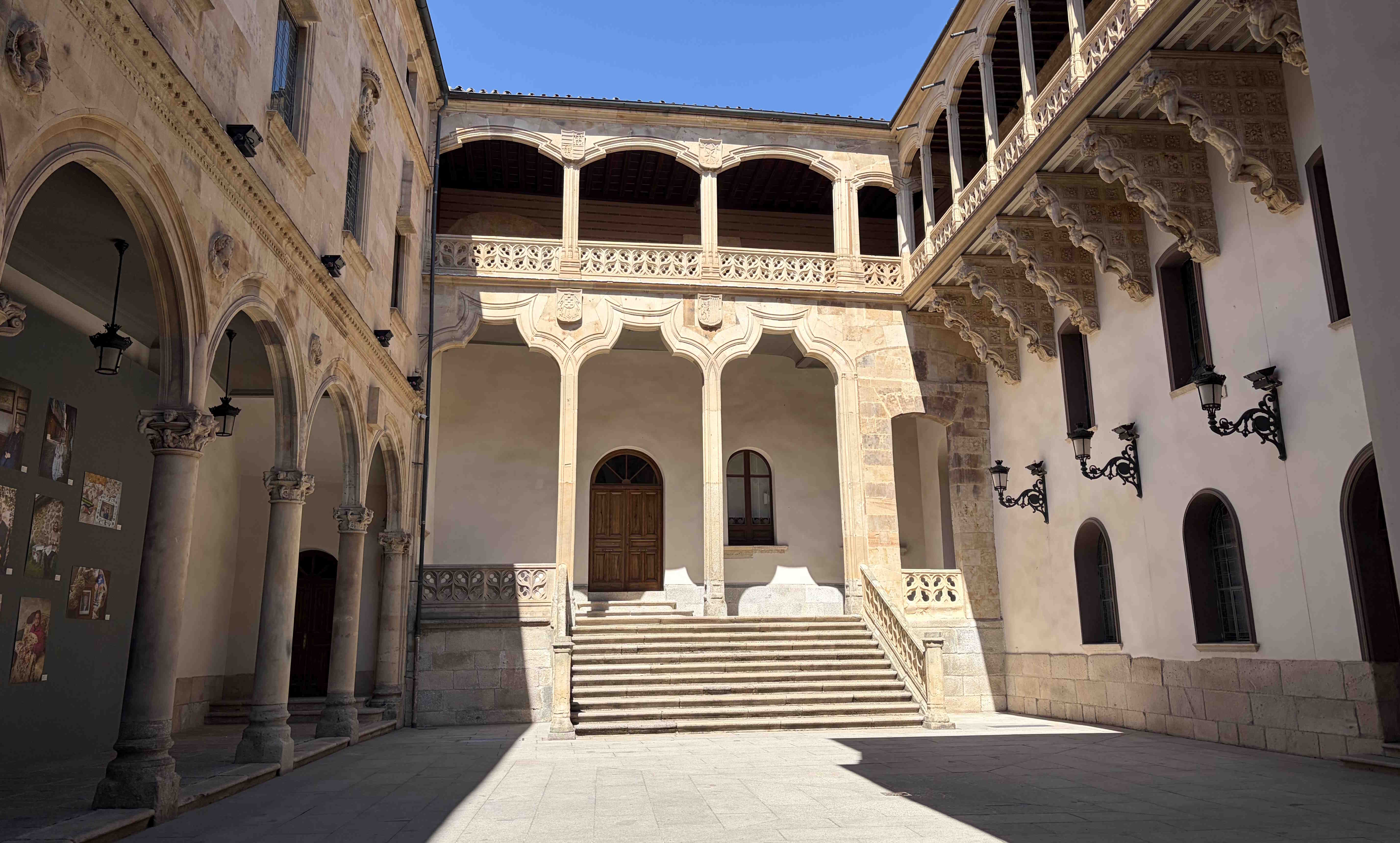 Patio del Palacio de La Salina